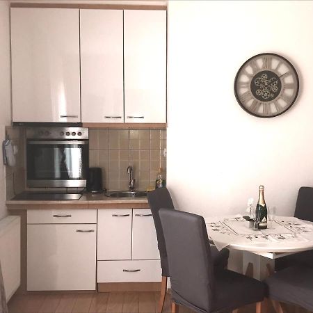 دوبوي Apartmani Kuzmanovic Stan Na Dan المظهر الخارجي الصورة